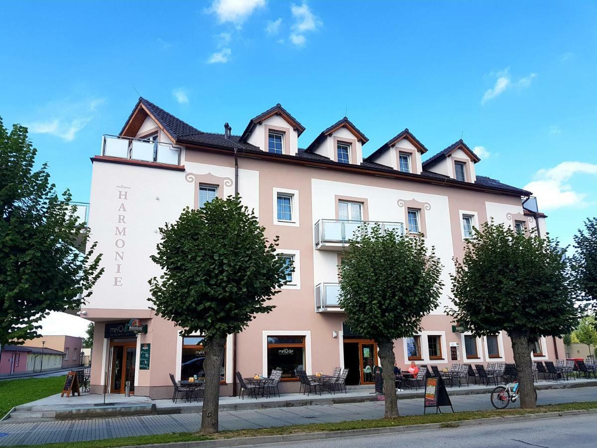 Wellness Hotel Harmonie Trzeboń Zewnętrze zdjęcie